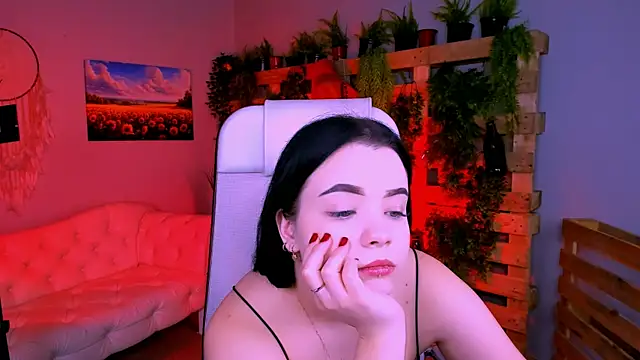 Snapshot of leslierowe_ chatting on November 2025 01:46:01 PM leslierowe online show from November 2025 01:46:01 PM