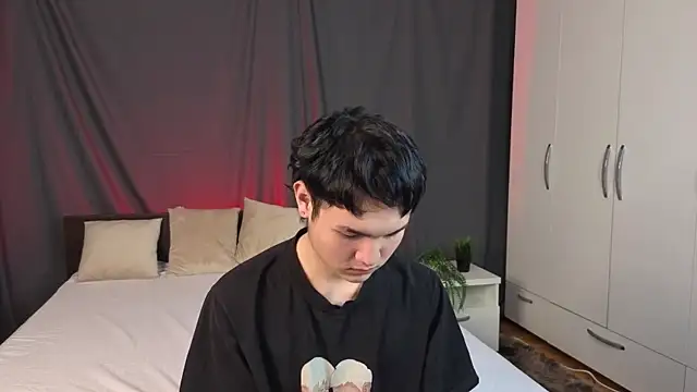 Kaelix1 online show from September 2025 01:45:01 PM