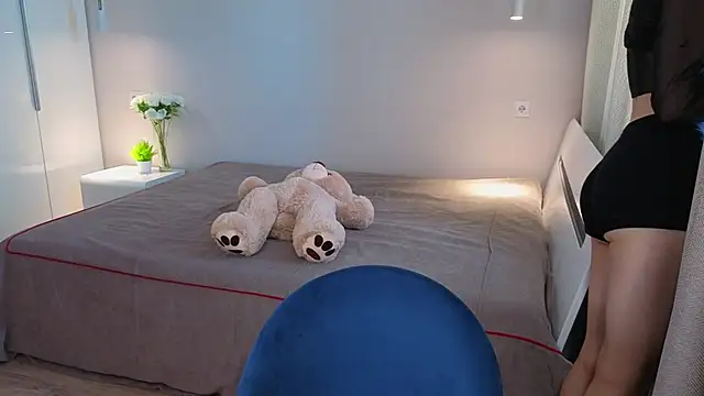 EffieAngel online show from September 2025 11:35:02 AM