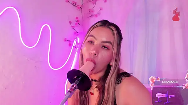 chubbyZoe online show from October 2025 12:29:05 AM