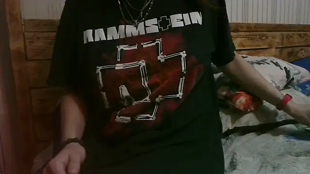 Snapshot of EthelsLover chatting on October 2025 07:25:02 PM EthelsLover online show from October 2025 07:25:02 PM