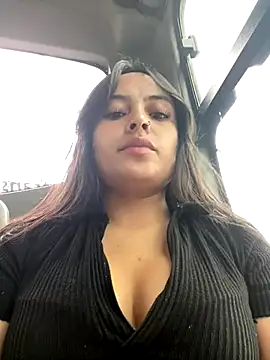 Snapshot of Karla_1-2 chatting on October 2025 06:58:01 PM Karla 1-2 online show from October 2025 06:58:01 PM