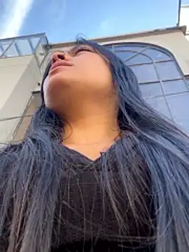 Snapshot of Karla_1-2 chatting on October 2025 08:31:01 PM Karla 1-2 online show from October 2025 08:31:01 PM