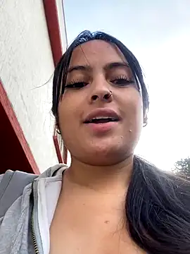 Snapshot of Karla_1-2 chatting on November 2025 08:31:01 PM Karla 1-2 online show from November 2025 08:31:01 PM