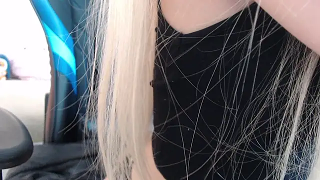 Snapshot of kissy_kissi chatting on October 2025 09:07:02 AM kissy kissi online show from October 2025 09:07:02 AM