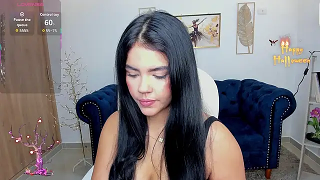 Mila blaze online show from October 2025 12:14:01 AM