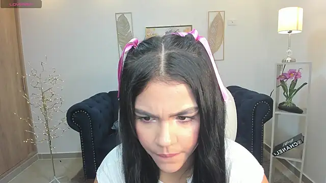 Mila blaze online show from November 2025 12:24:02 AM