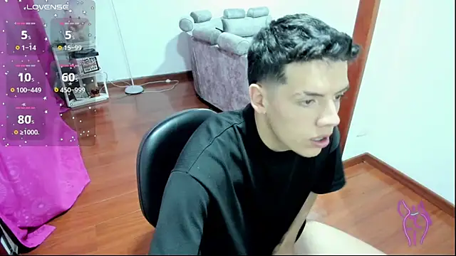 mattebret11 online show from September 2025 01:39:02 AM