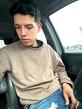 mattebret11 online show from September 2025 05:38:01 PM