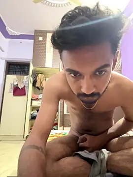 Siddharth8970 online show from October 2025 04:31:02 PM