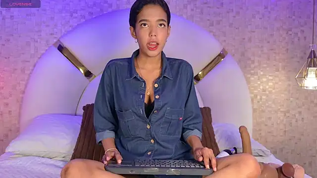 paulina cano online show from October 2025 07:14:01 PM