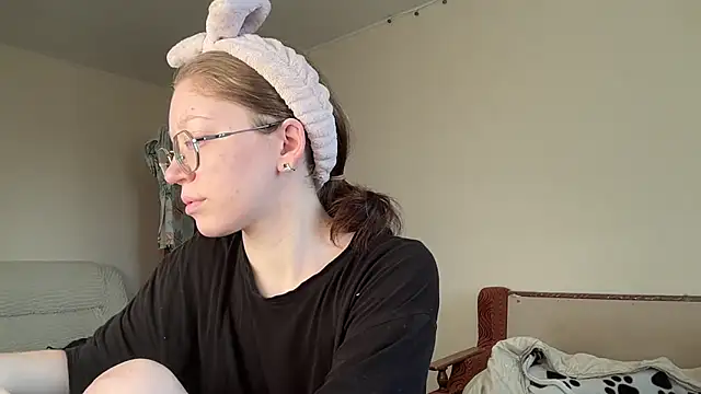 MargarettNewbie online show from September 2025 04:16:02 AM