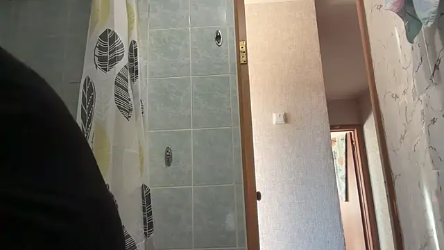 MargarettNewbie online show from October 2025 04:09:01 AM