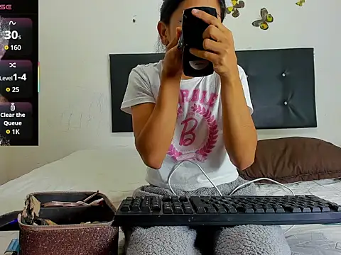 Snapshot of Haylee-carter chatting on October 2025 11:40:02 AM Haylee-carter online show from October 2025 11:40:02 AM