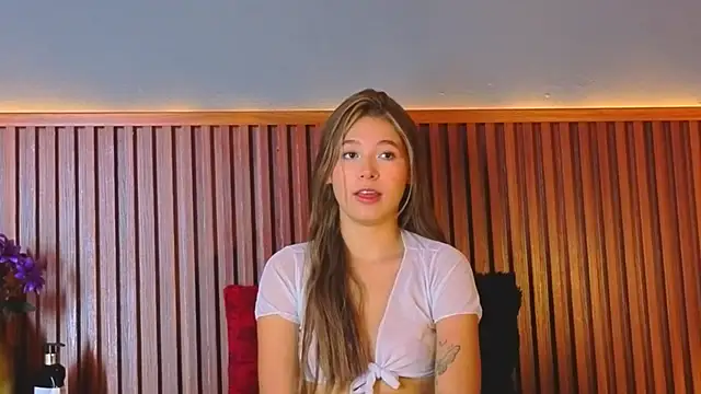 VictoriaSpark online show from October 2025 12:35:02 PM