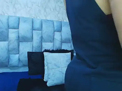 sofiagutierrez   online show from September 2025 03:32:02 AM