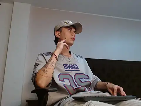 Snapshot of jaico_santos chatting on September 2025 11:19:01 PM jaico santos online show from September 2025 11:19:01 PM