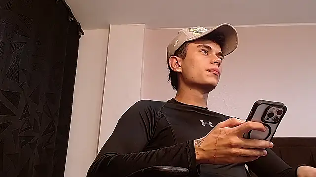 Snapshot of jaico_santos chatting on October 2025 10:40:02 PM jaico santos online show from October 2025 10:40:02 PM