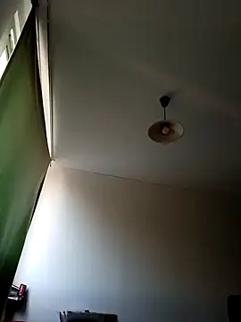 Mikaaa97 online show from October 2025 04:37:01 PM