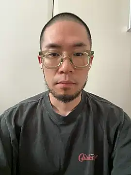 Snapshot of koeanboy11 chatting on September 2025 03:18:02 AM koeanboy11 online show from September 2025 03:18:02 AM