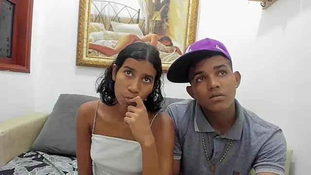 DaphnerANDrogerrr online show from September 2025 09:49:02 PM