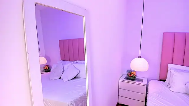 Amy Ferreira online show from October 2025 03:16:02 AM