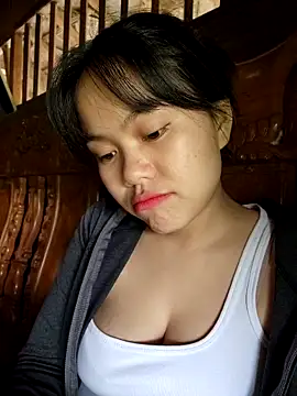 CicumBae online show from November 2025 07:20:02 AM