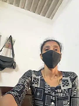 sweetreddy-02 online show from November 2025 05:50:02 AM