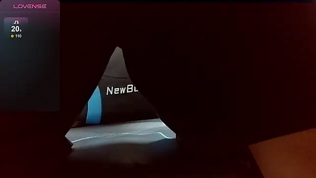 18cmcast online show from September 2025 07:02:01 AM