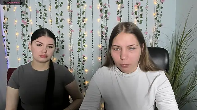  tiana moon online show from September 2025 05:44:01 AM