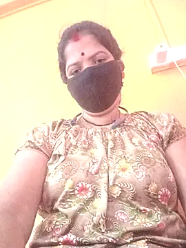 Hott locky online show from November 2025 09:33:01 AM