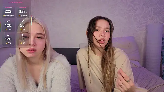 Snapshot of MarniOrdway chatting on November 2025 04:12:02 PM MarniOrdway online show from November 2025 04:12:02 PM