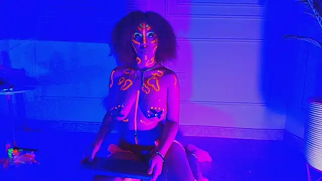 alessia moon1 online show from September 2025 12:32:02 PM