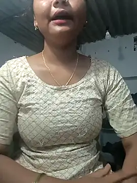 Hot Shredha online show from September 2025 12:32:01 PM