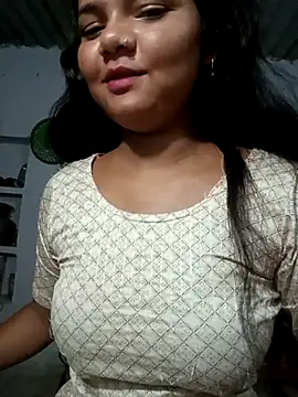 Hot Shredha online show from October 2025 04:15:02 PM