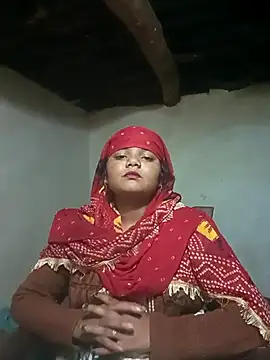 Hot Shredha online show from October 2025 01:47:02 PM