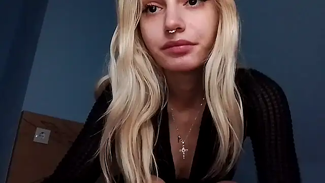 lesyawhite online show from October 2025 06:05:02 PM