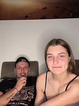 Snapshot of only4love chatting on September 2025 07:30:02 PM only4love online show from September 2025 07:30:02 PM