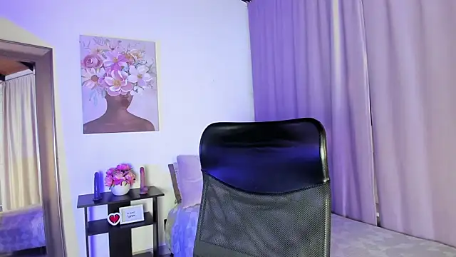 miawhite x1 online show from October 2025 11:32:02 AM