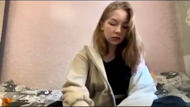 MilaCutieSmile online show from September 2025 07:54:01 AM