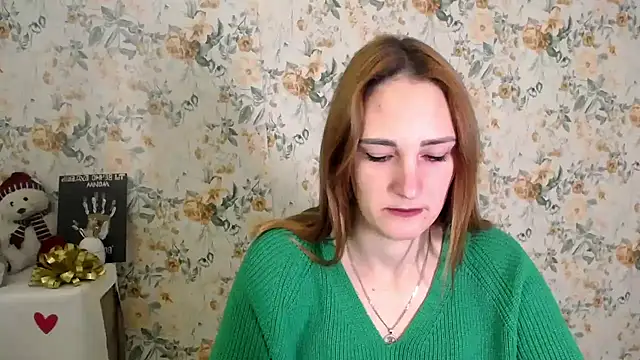 Milana Cutie  online show from October 2025 08:16:02 AM