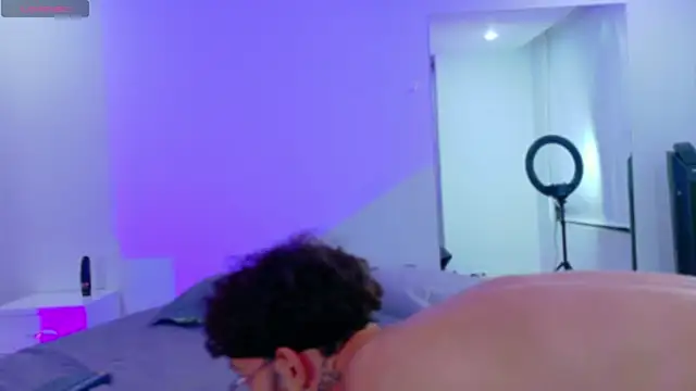 Violet and Paul online show from October 2025 03:47:02 AM