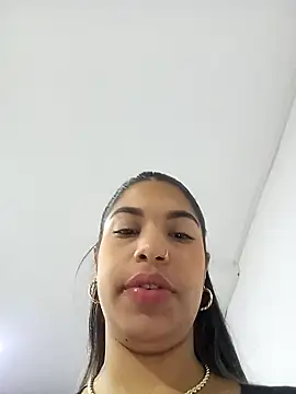 Violet and Paul online show from October 2025 01:38:01 AM