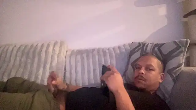 caramelizedzeus online show from November 2025 12:05:01 PM