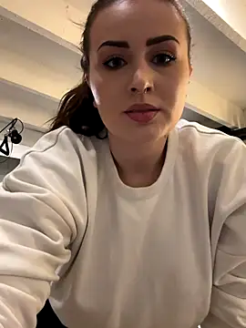 Snapshot of Kristyoff chatting on October 2025 01:04:02 PM Kristyoff online show from October 2025 01:04:02 PM