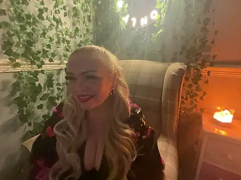 BonnyDesire online show from November 2025 08:10:01 PM