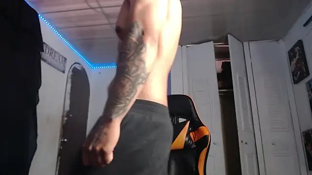 Chrys harris77 online show from September 2025 08:24:02 PM