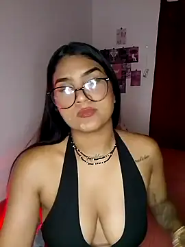 Snapshot of Renata_Zoe chatting on November 2025 01:39:02 AM Renata Zoe online show from November 2025 01:39:02 AM