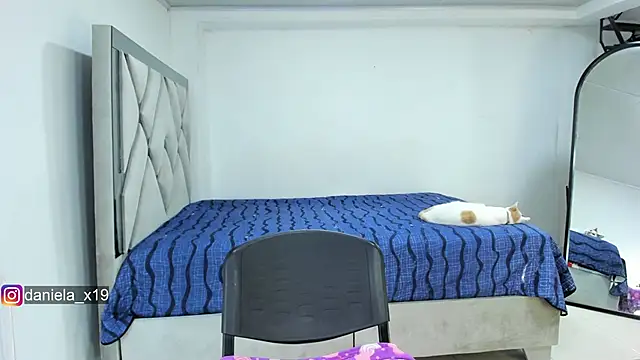 Snapshot of Daniela_x19 chatting on October 2025 02:44:01 AM Daniela x19 online show from October 2025 02:44:01 AM