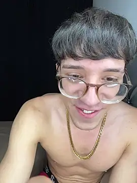 Snapshot of arthurdavies chatting on November 2025 03:38:02 AM arthurdavies online show from November 2025 03:38:02 AM